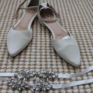 New white leather wedding shoes